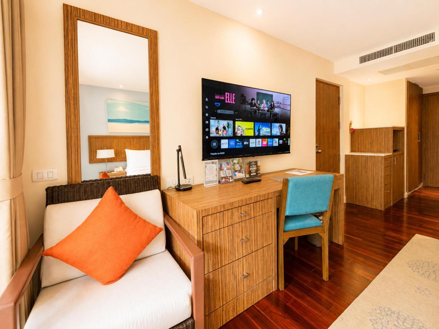 Standard King Room